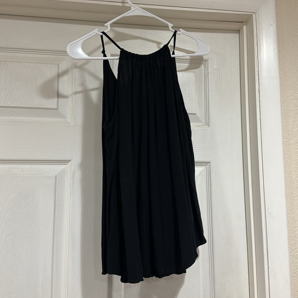 Nuce Tank Top - Picture 2 of 2